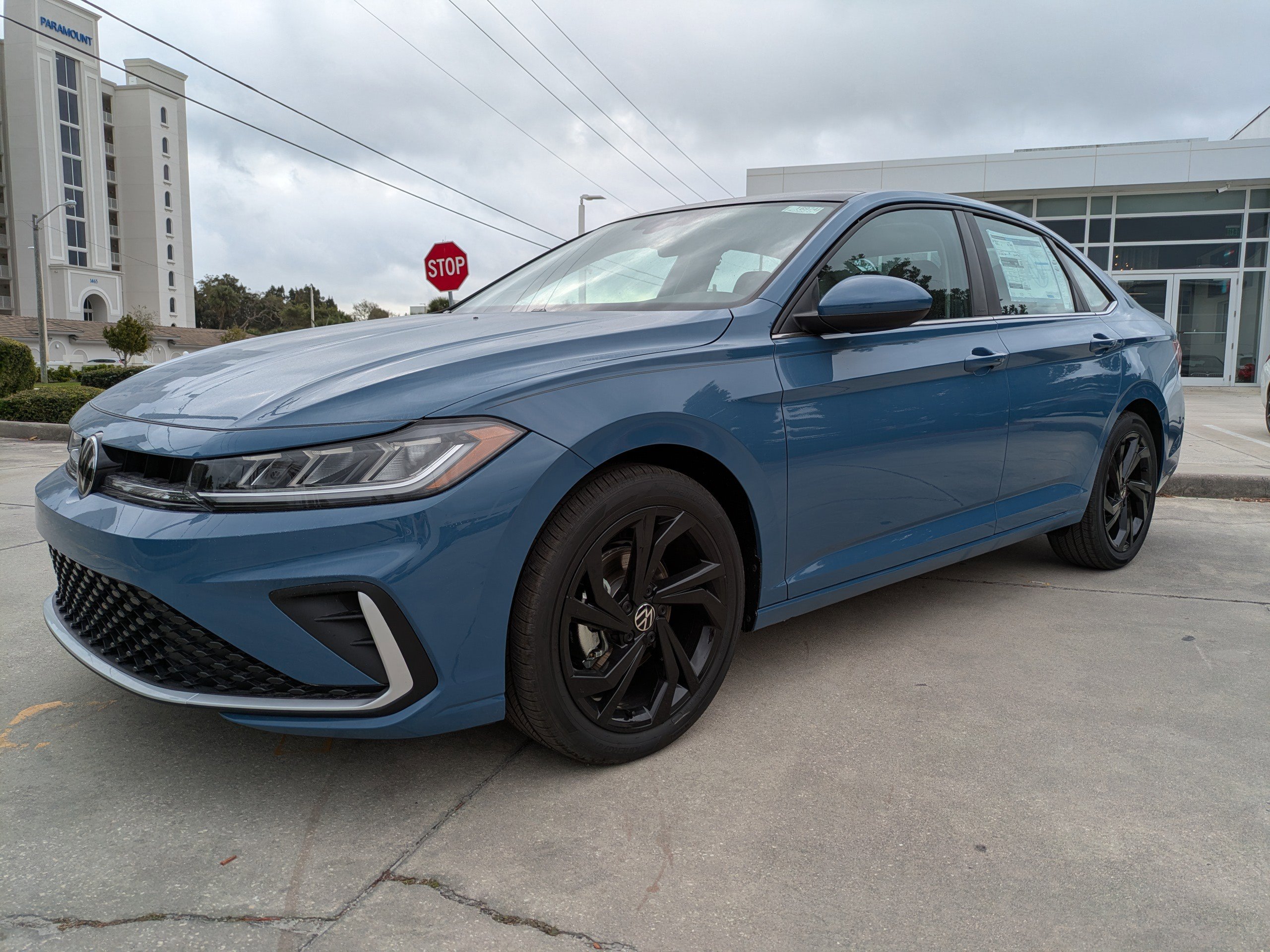 New 2026 Volkswagen Jetta SE image 8