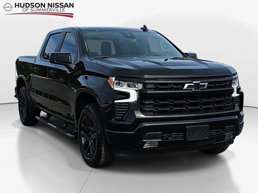 Used 2024 Chevrolet Silverado 1500 RST w/ Z71 Off-Road Package AWD/4WD image 1
