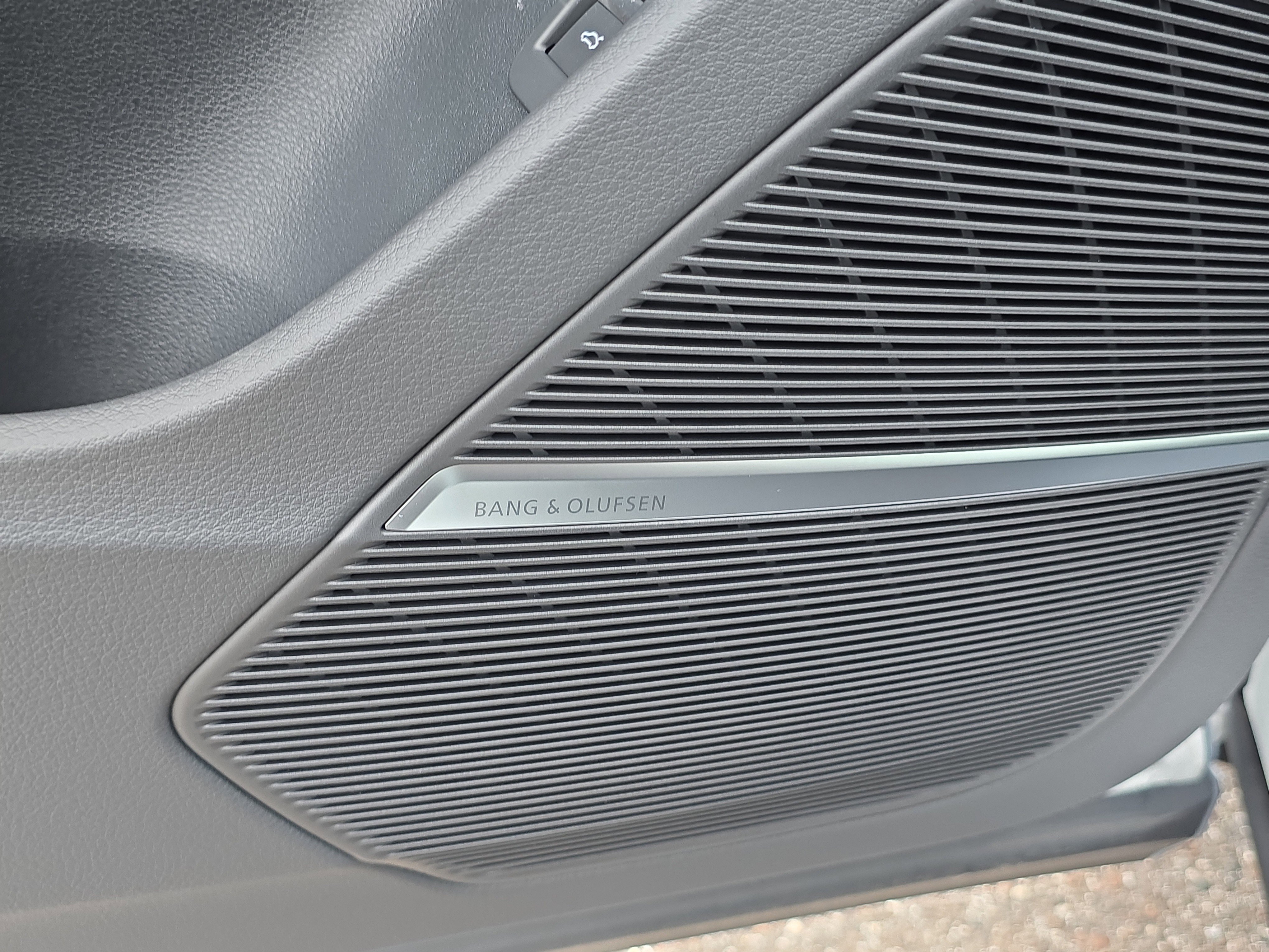 New 2025 Audi RS Q8 performance image 19