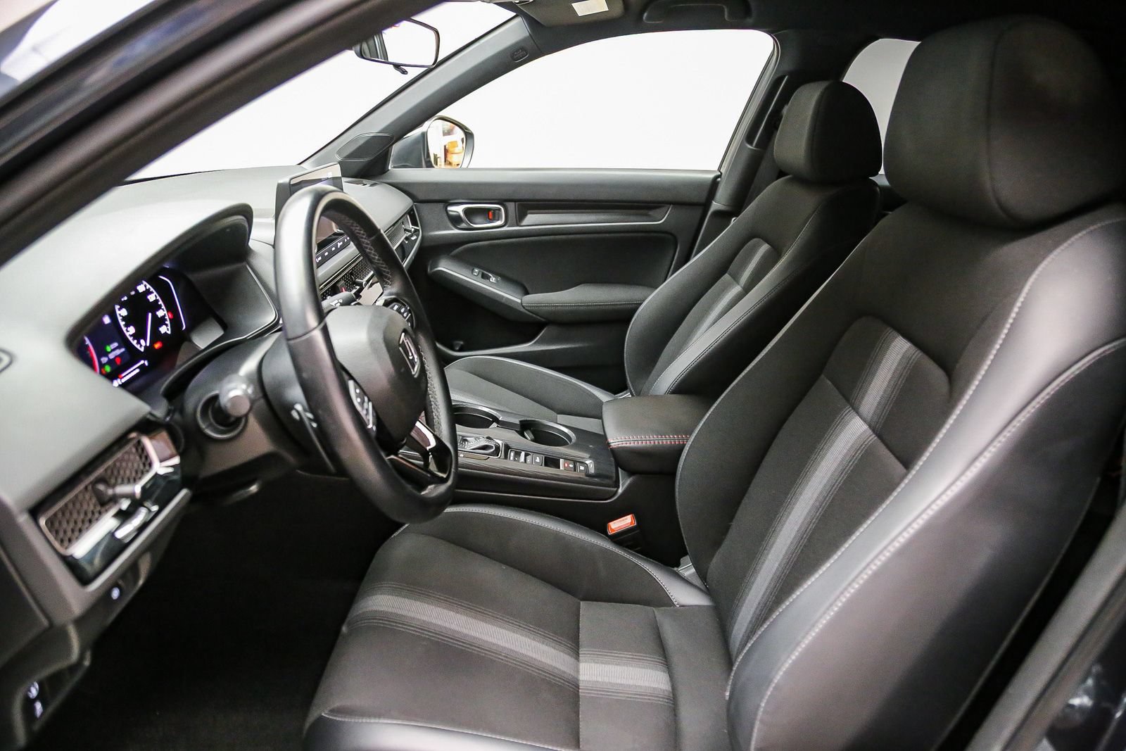 Used 2022 Honda Civic Sport image 18