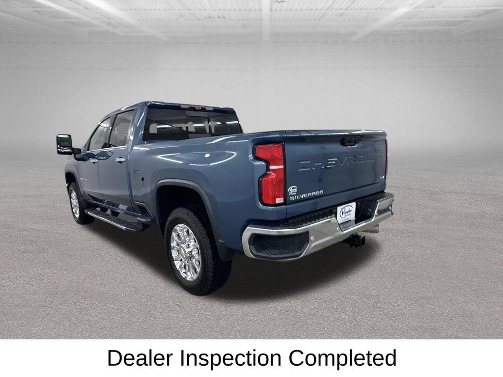 Used 2025 Chevrolet Silverado 2500 LTZ w/ LTZ Premium Package AWD/4WD image 9