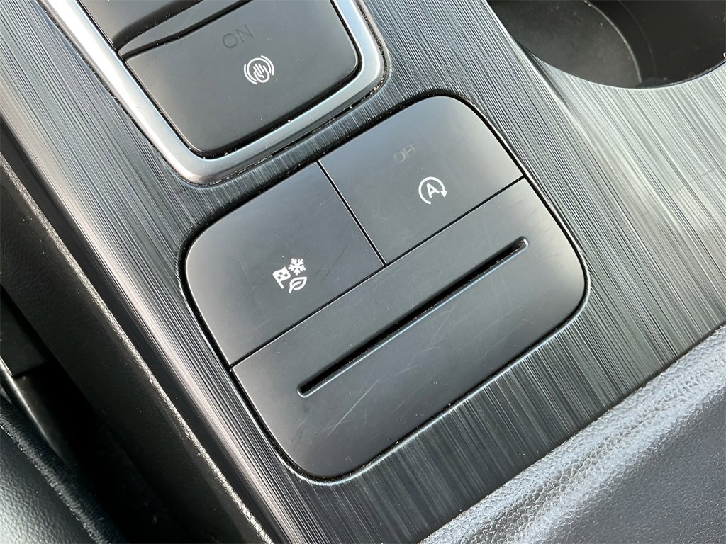 Used 2024 Ford Escape ST-Line w/ Cold Weather Package image 35