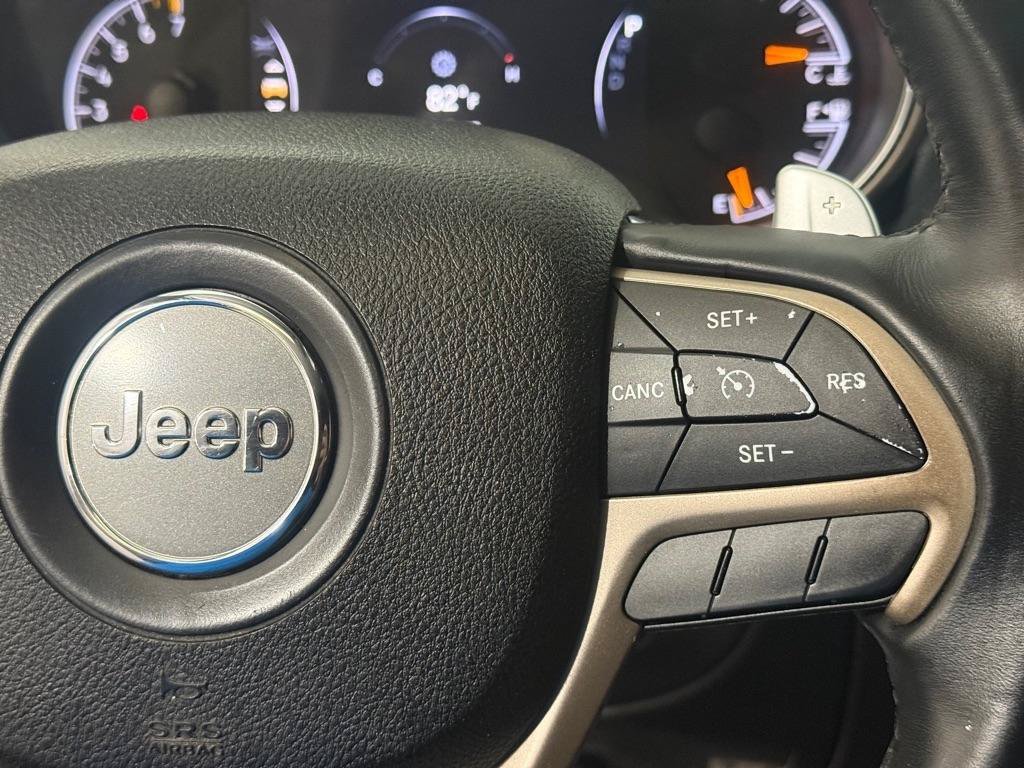 Used 2016 Jeep Grand Cherokee Laredo w/ Quick Order Package 23E AWD/4WD image 27