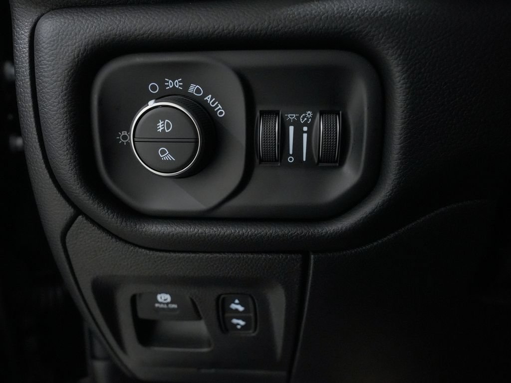 Used 2026 RAM 1500 RHO AWD/4WD image 18