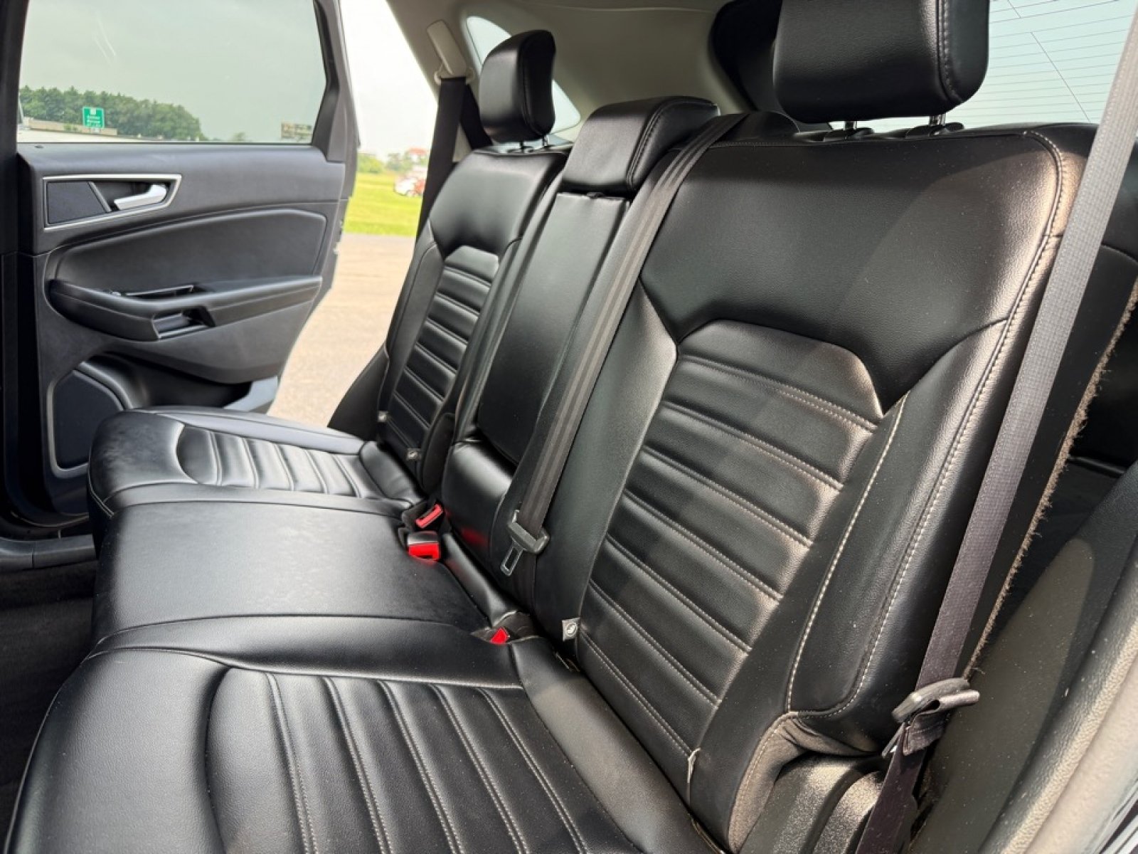 Used 2020 Ford Edge SEL w/ Convenience Package AWD/4WD image 30