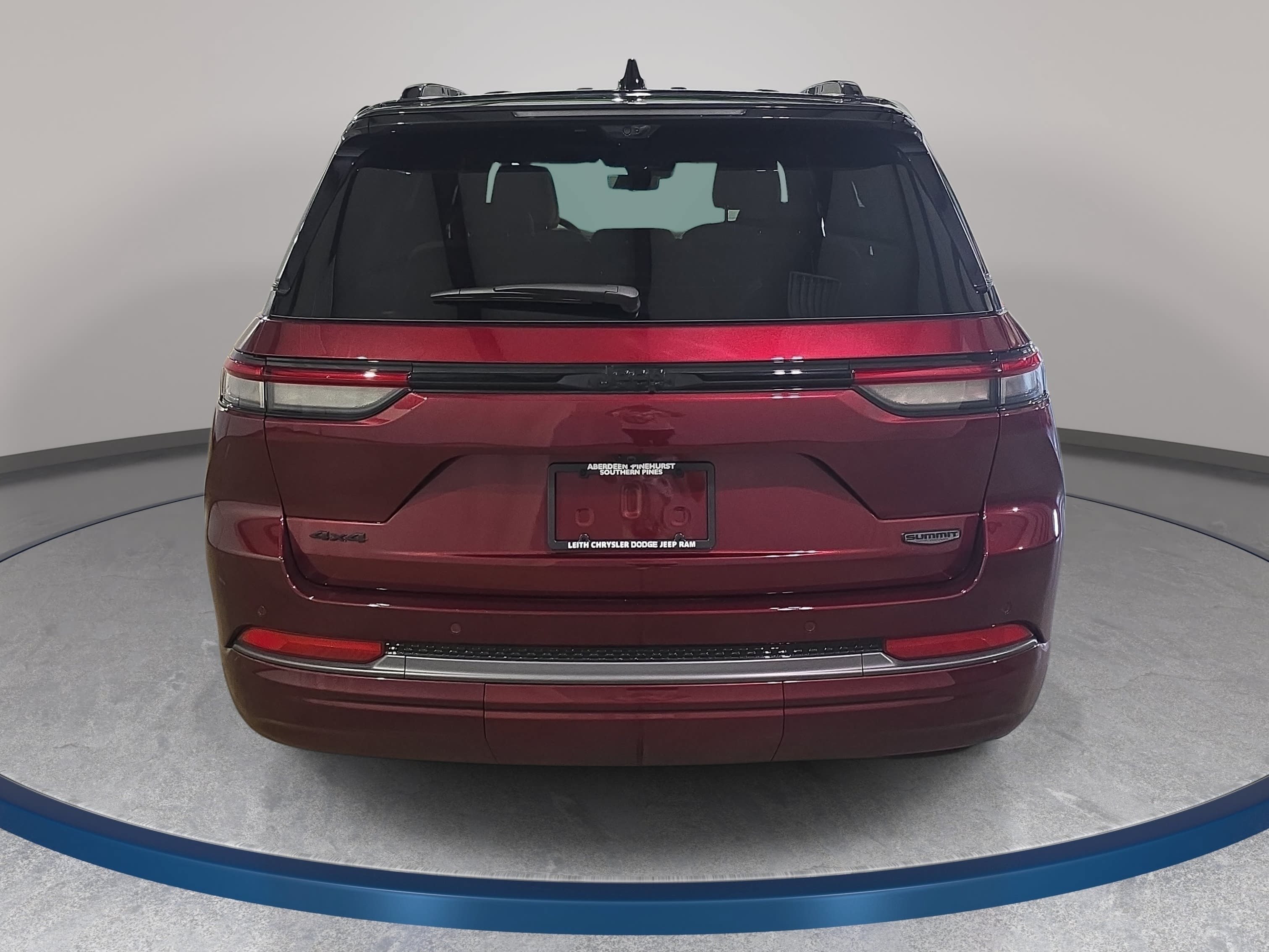 Used 2026 Jeep Grand Cherokee Summit w/ Obsidian Package AWD/4WD image 7