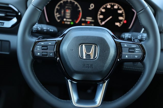 New 2025 Honda Pilot Touring image 14