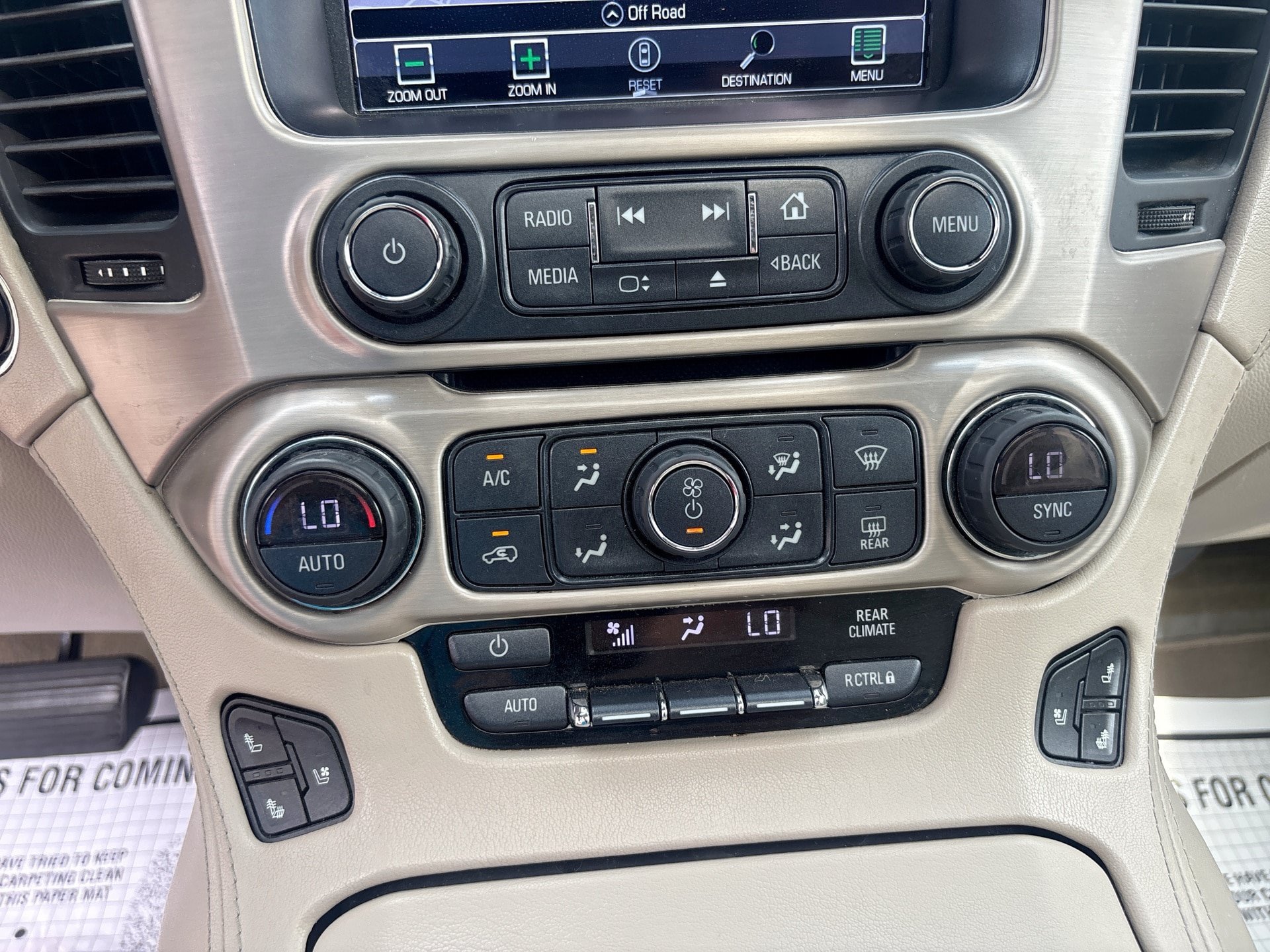 Used 2019 GMC Yukon XL Denali w/ Open Road Package RWD image 17