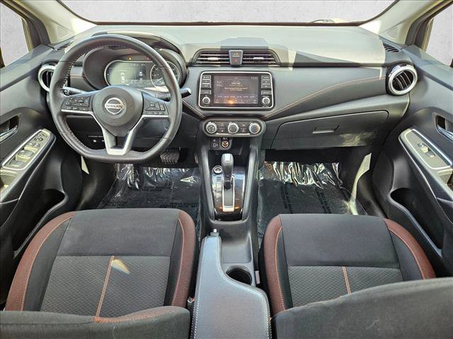 Used 2021 Nissan Versa SR FWD image 16