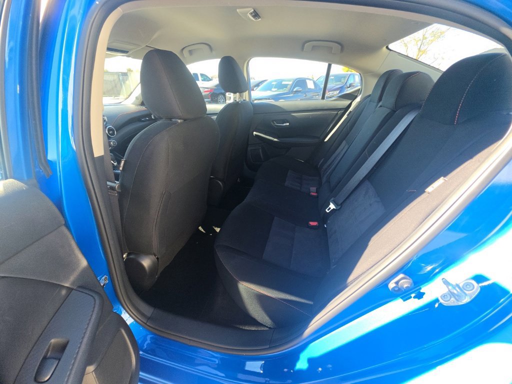 Used 2025 Nissan Sentra SR FWD image 27