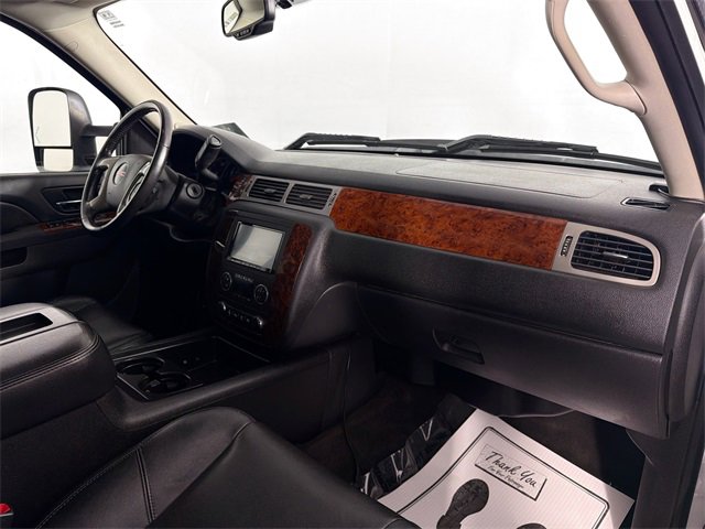 Used 2014 GMC Sierra 3500 SLT w/ SLT Convenience Package image 25