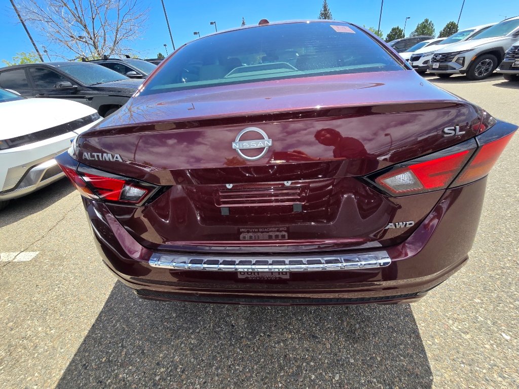 Used 2023 Nissan Altima 2.5 SL AWD/4WD image 4