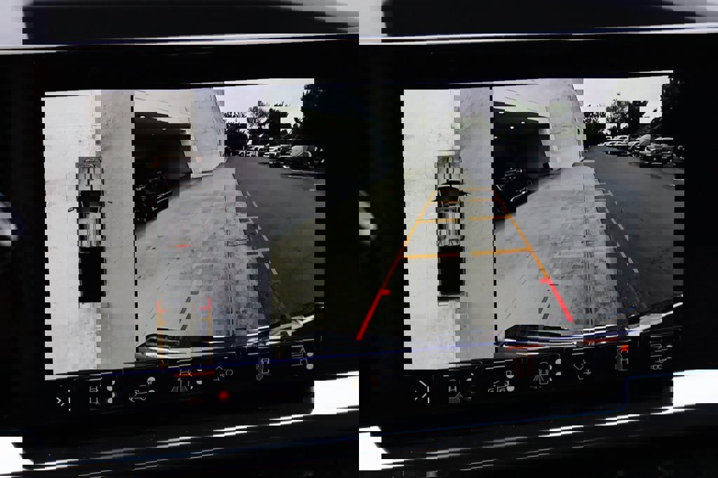 New 2025 GMC Sierra 2500 SLE w/ SLE Value Package; image 17