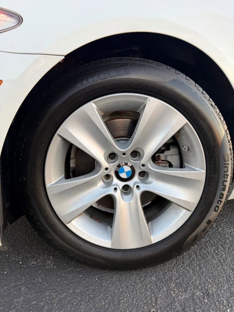 Used 2013 BMW 528i Sedan image 13