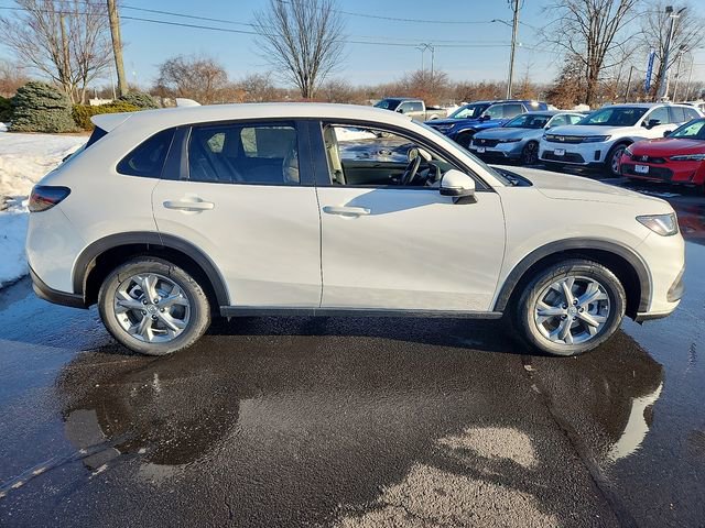 New 2026 Honda HR-V LX image 6