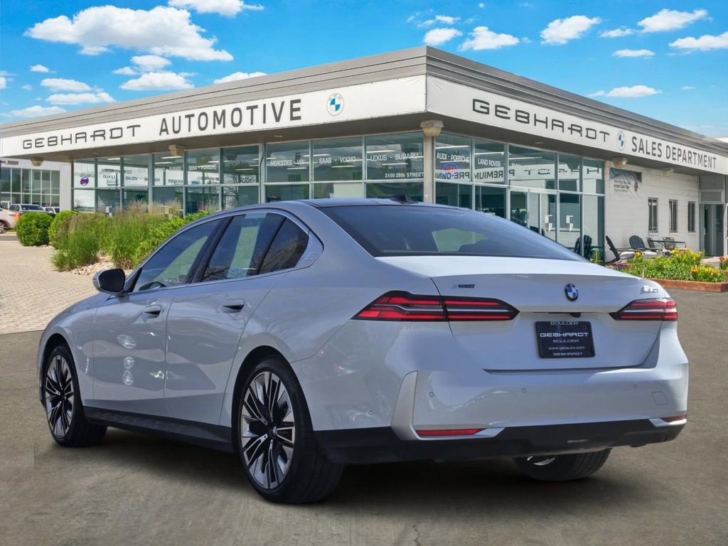 Certified 2025 BMW 530i xDrive w/ Executive Package image 8