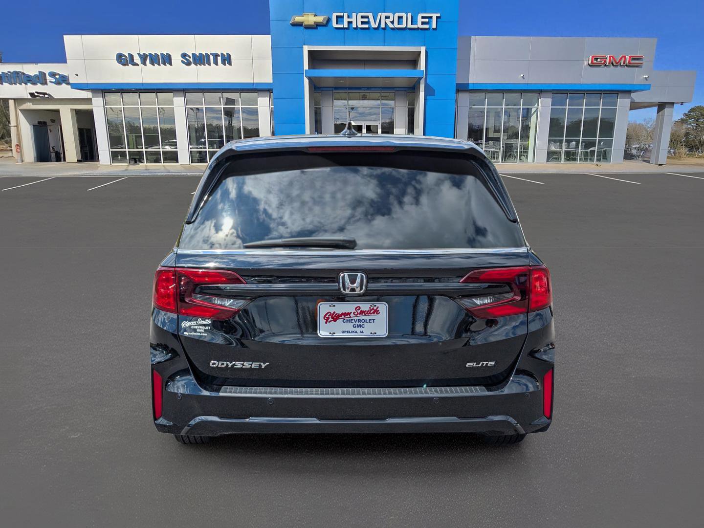 Used 2025 Honda Odyssey Elite image 9