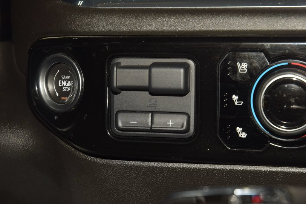 Used 2024 Chevrolet Silverado 1500 LTZ w/ LTZ Premium Package AWD/4WD image 34