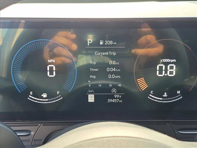 Used 2024 Hyundai Kona SE FWD image 11