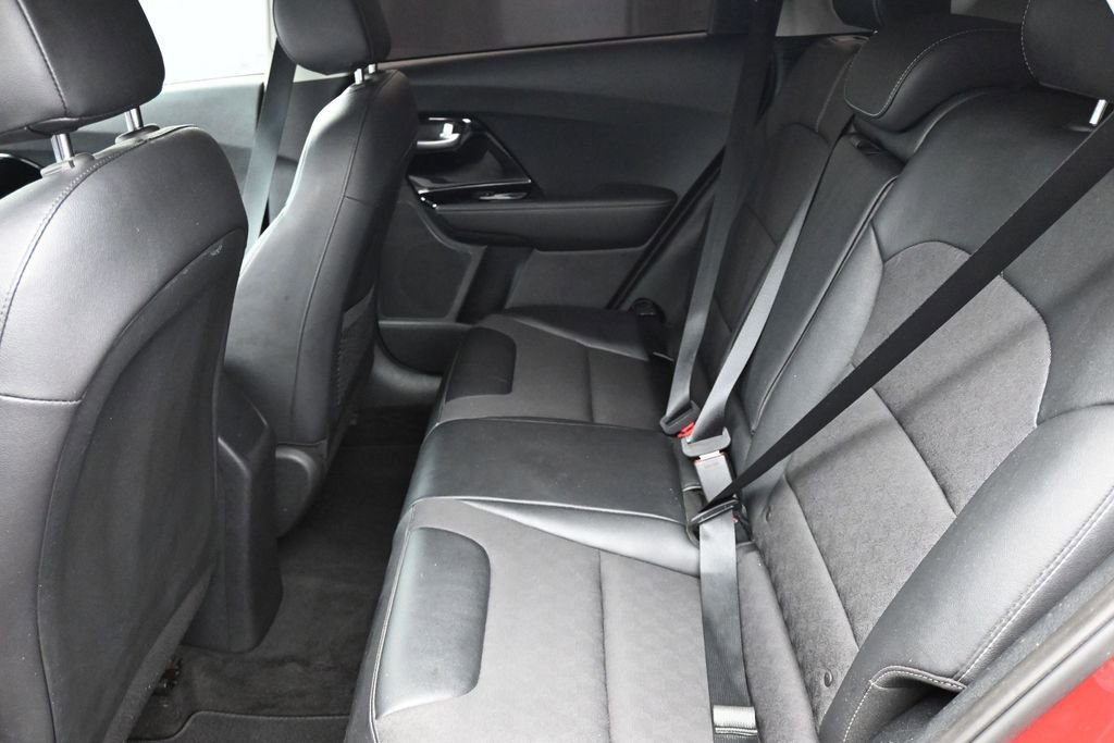 Used 2022 Kia Niro LXS FWD image 13