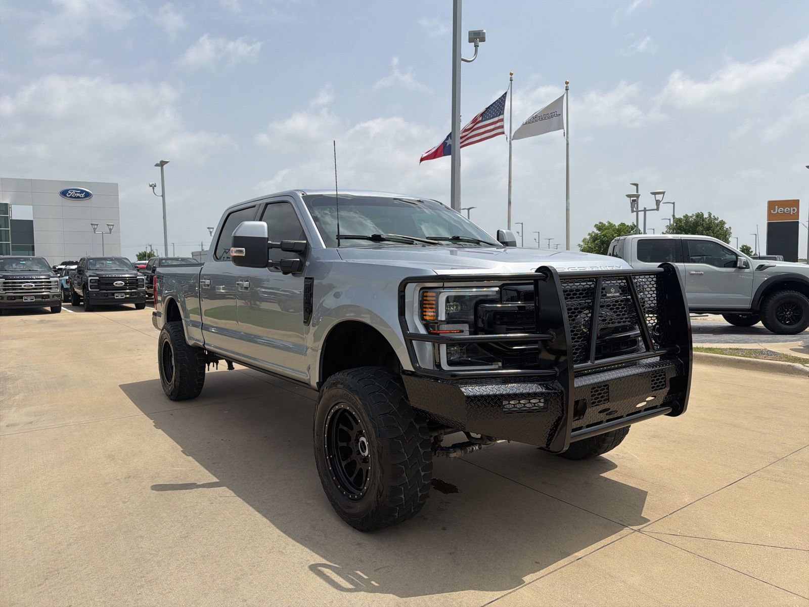 Used 2022 Ford F250 Lariat w/ Lariat Ultimate Package AWD/4WD image 8