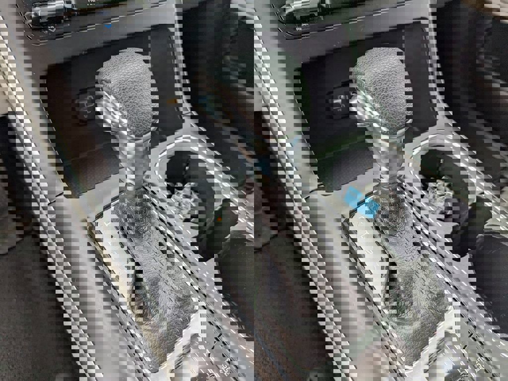 Certified 2024 Kia Carnival LX image 22