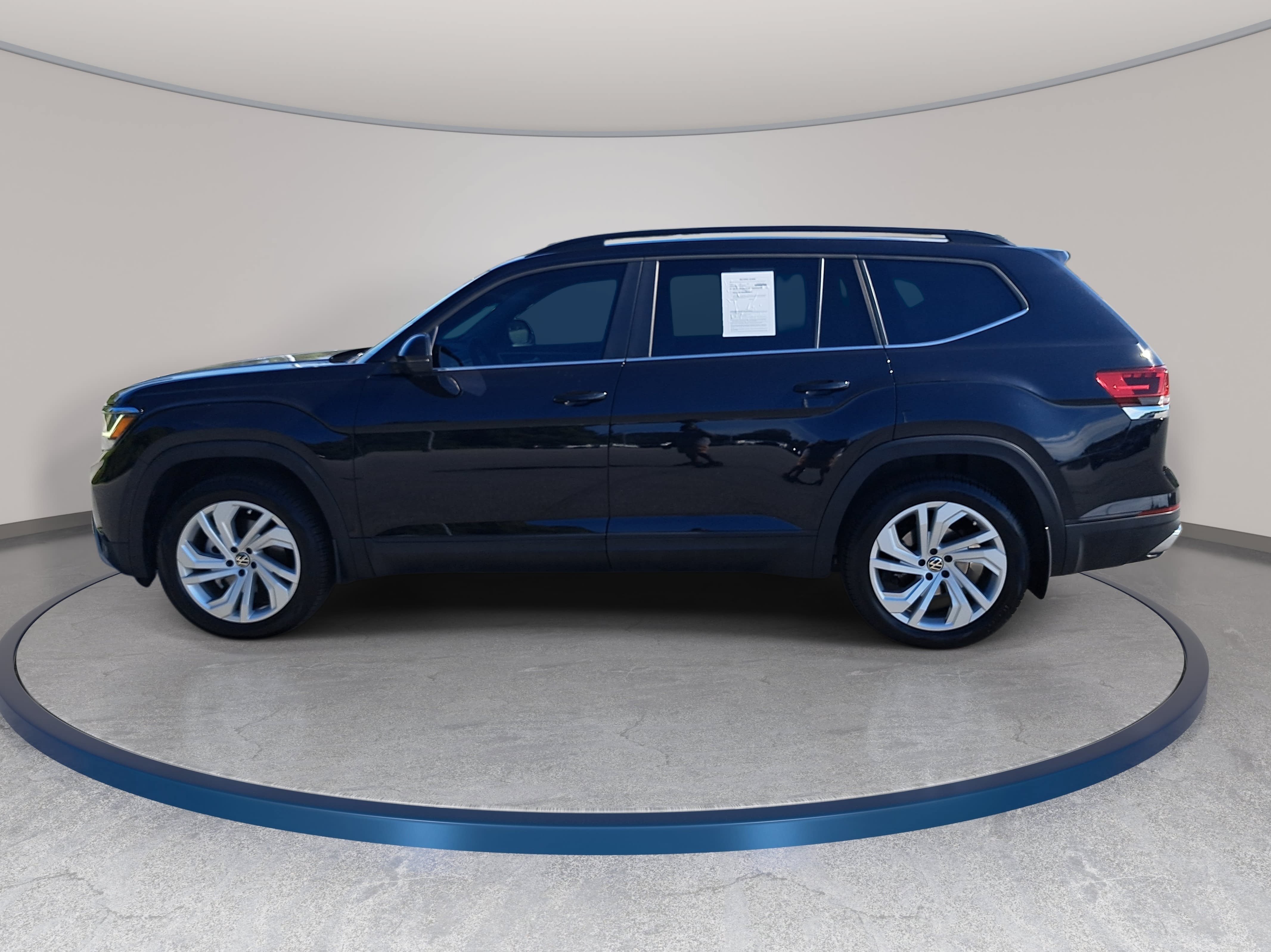 Certified 2023 Volkswagen Atlas SE w/ Panoramic Sunroof Package FWD image 8