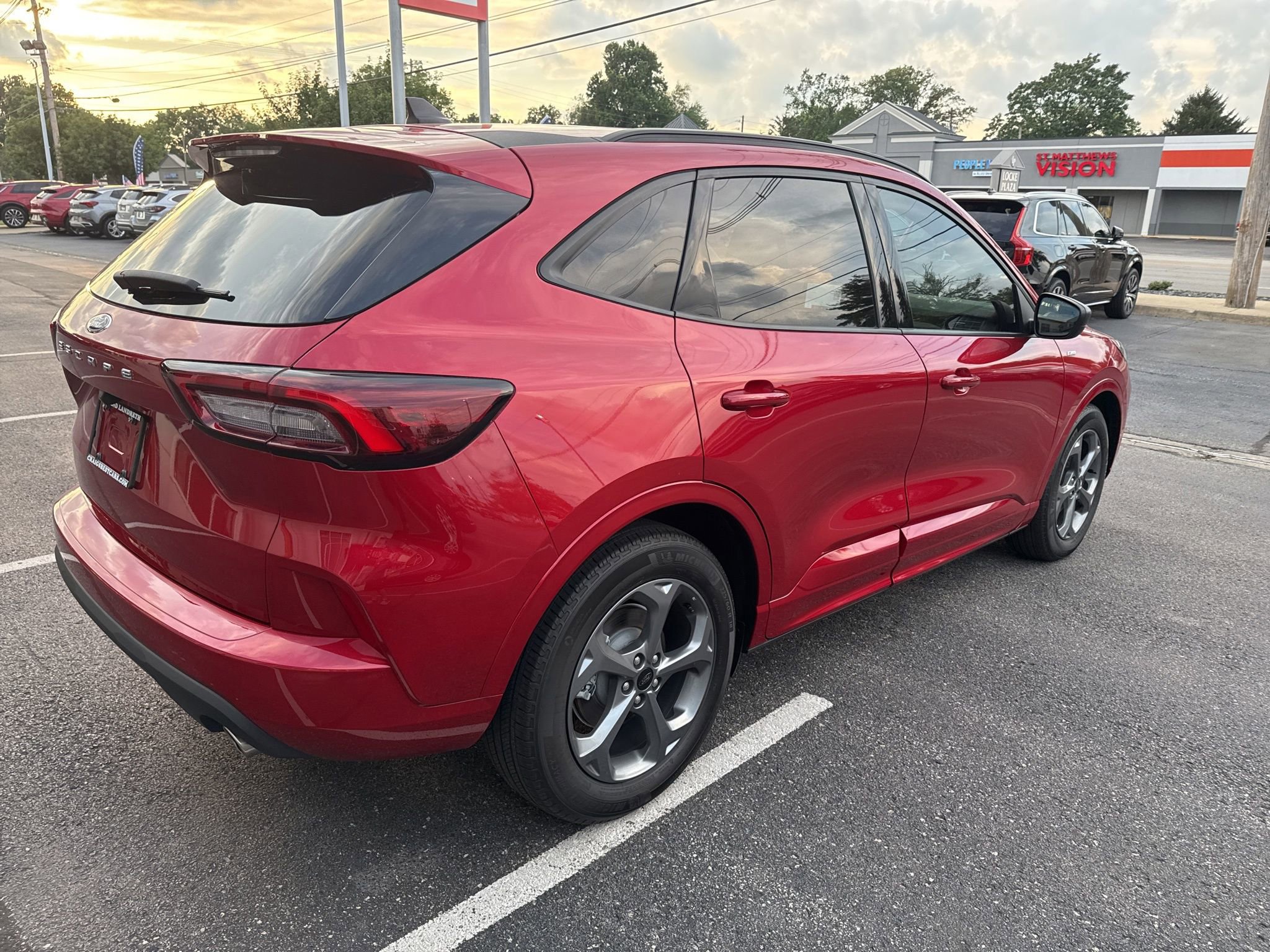 Used 2024 Ford Escape ST-Line image 6