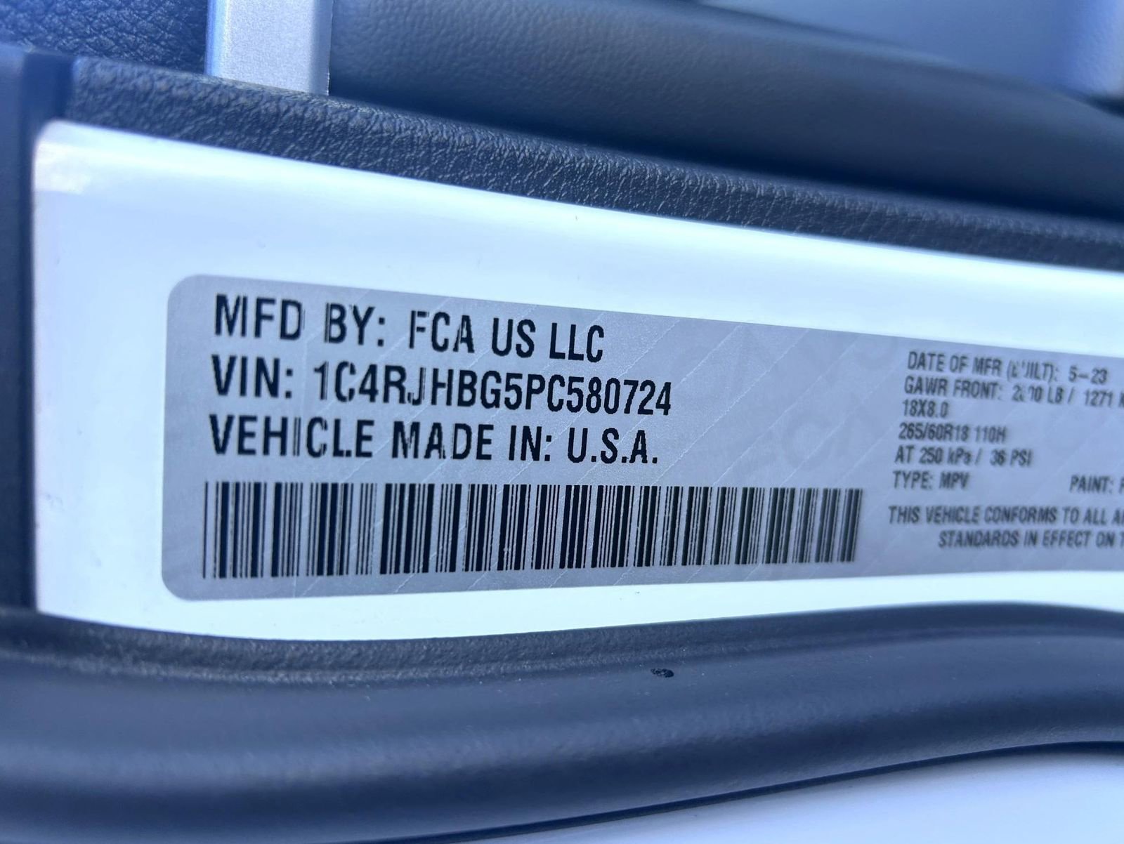 Used 2023 Jeep Grand Cherokee Limited image 25