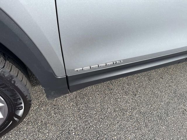 Used 2023 GMC Terrain SLT image 17