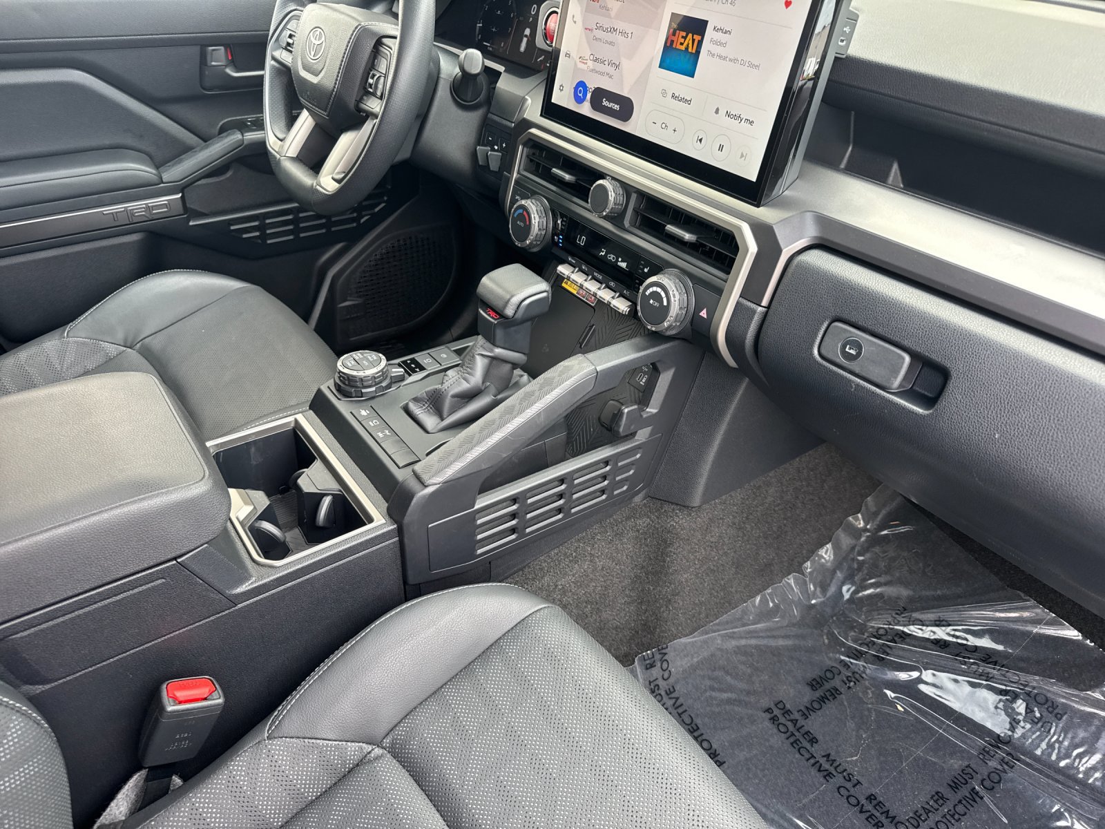 Used 2025 Toyota 4Runner TRD Off-Road Premium w/ Tow Technology Package AWD/4WD image 15