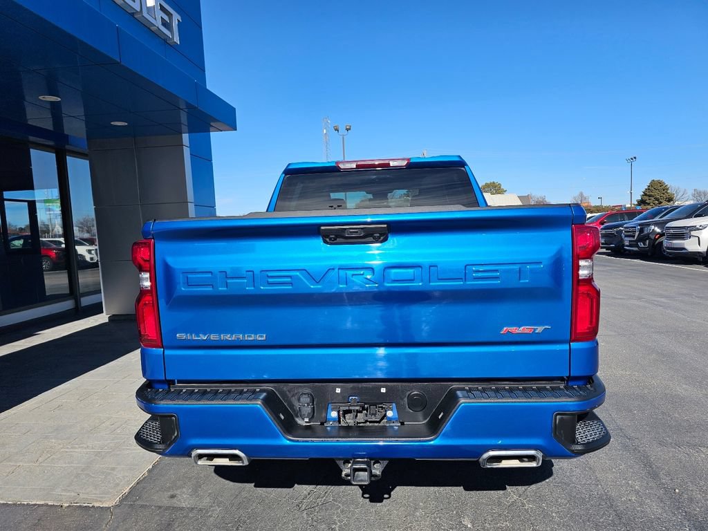 Used 2024 Chevrolet Silverado 1500 RST w/ Z71 Off-Road Package AWD/4WD image 4