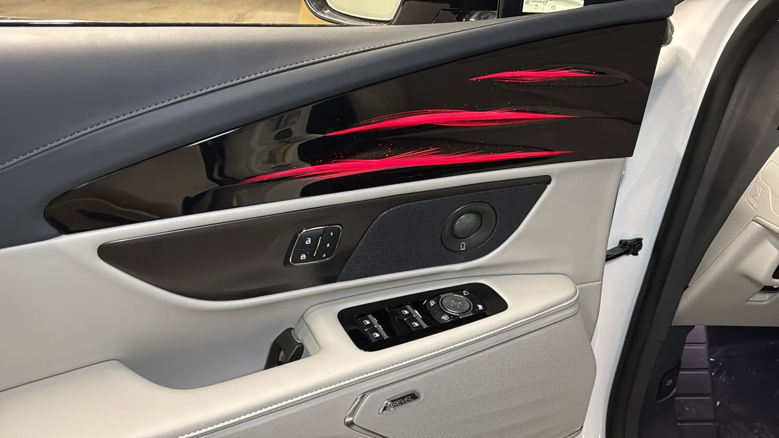 New 2026 Lincoln Nautilus Reserve image 21