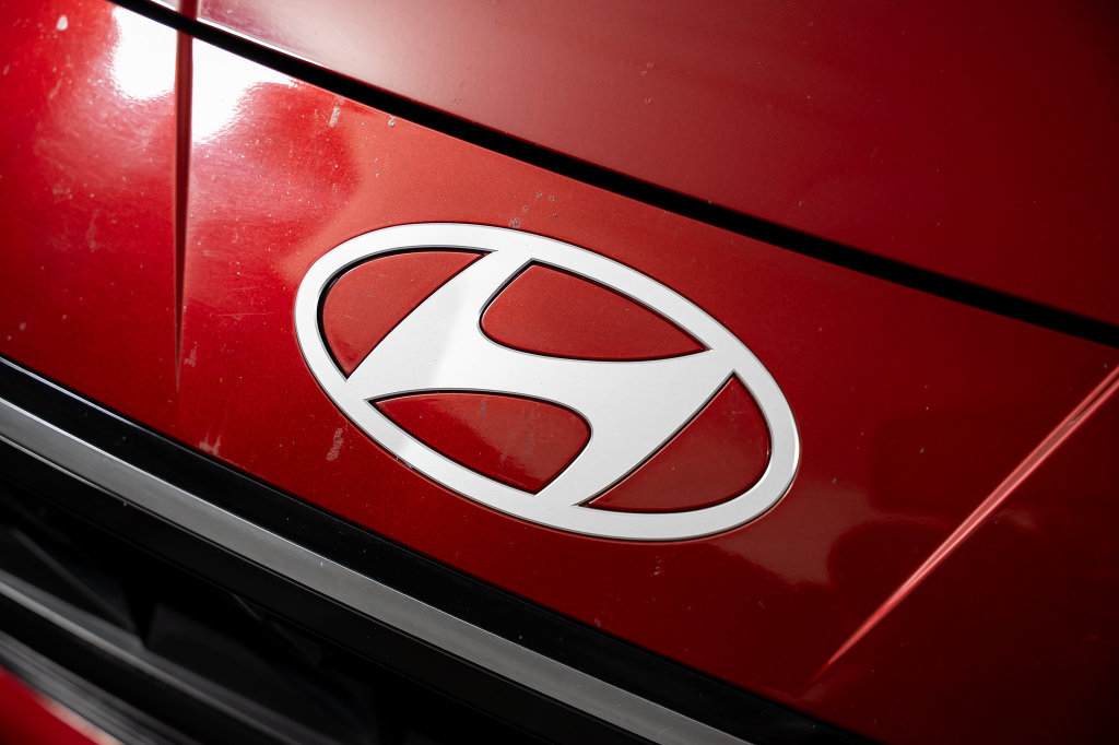 Certified 2025 Hyundai Elantra SEL FWD image 20