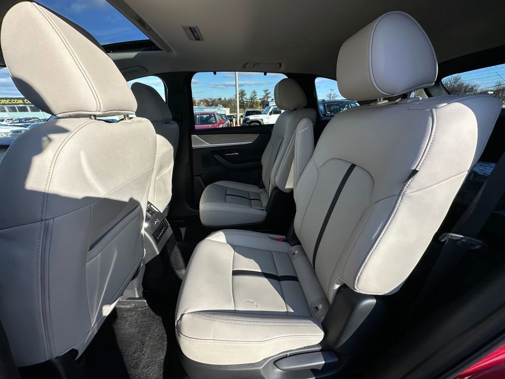 Used 2025 MAZDA CX-90 Plug-In Hybrid w/ Preferred image 20