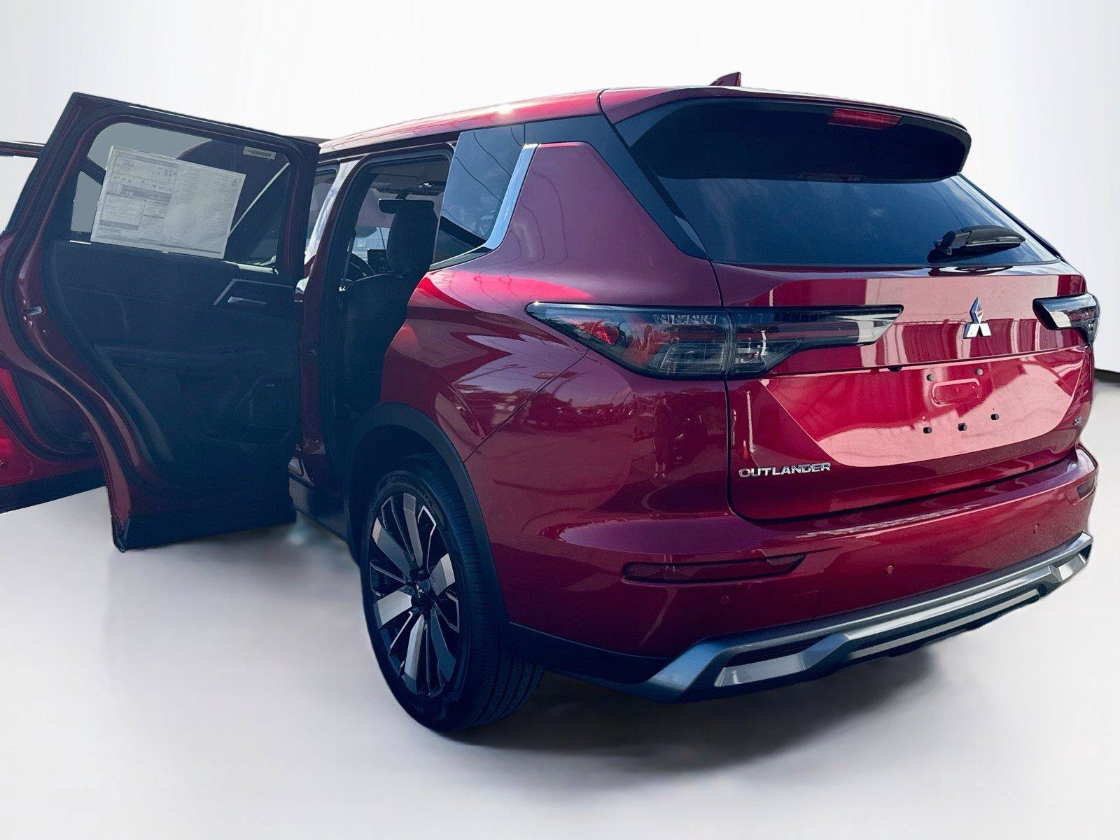 New 2026 Mitsubishi Outlander SE FWD image 36