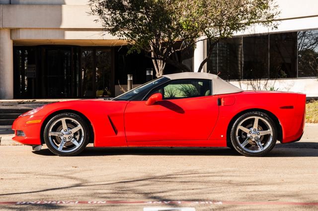 Used 2006 Chevrolet Corvette Convertible w/ Preferred Equipment Group image 64