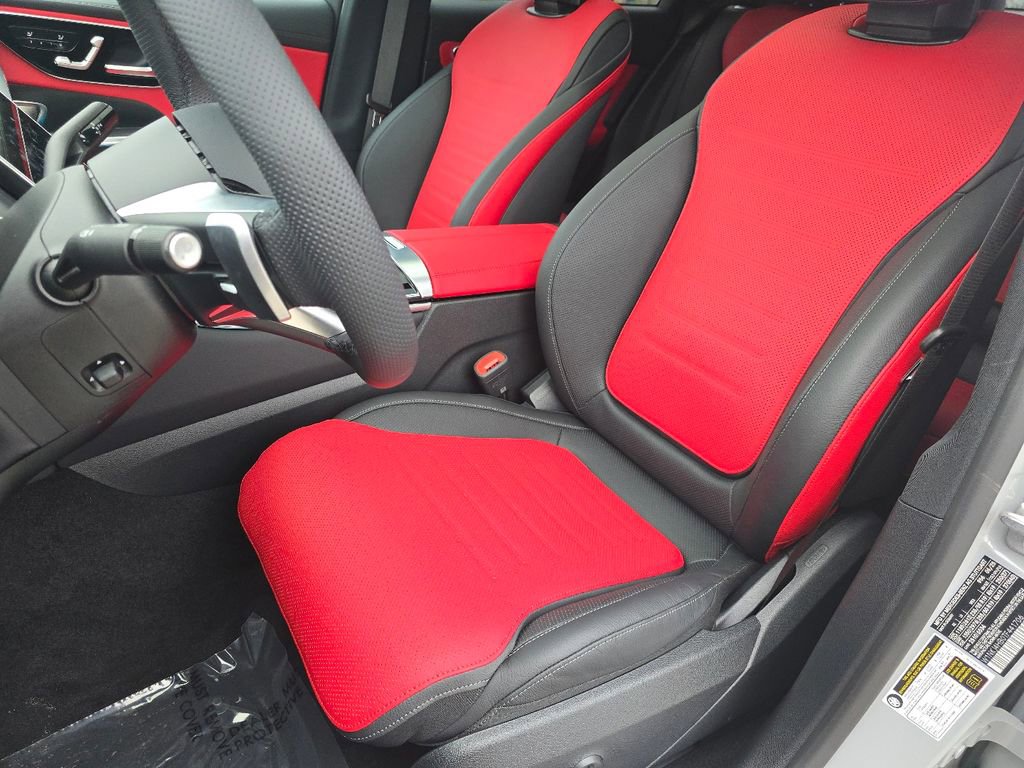 Used 2026 Mercedes-Benz GLC 300 4MATIC image 24
