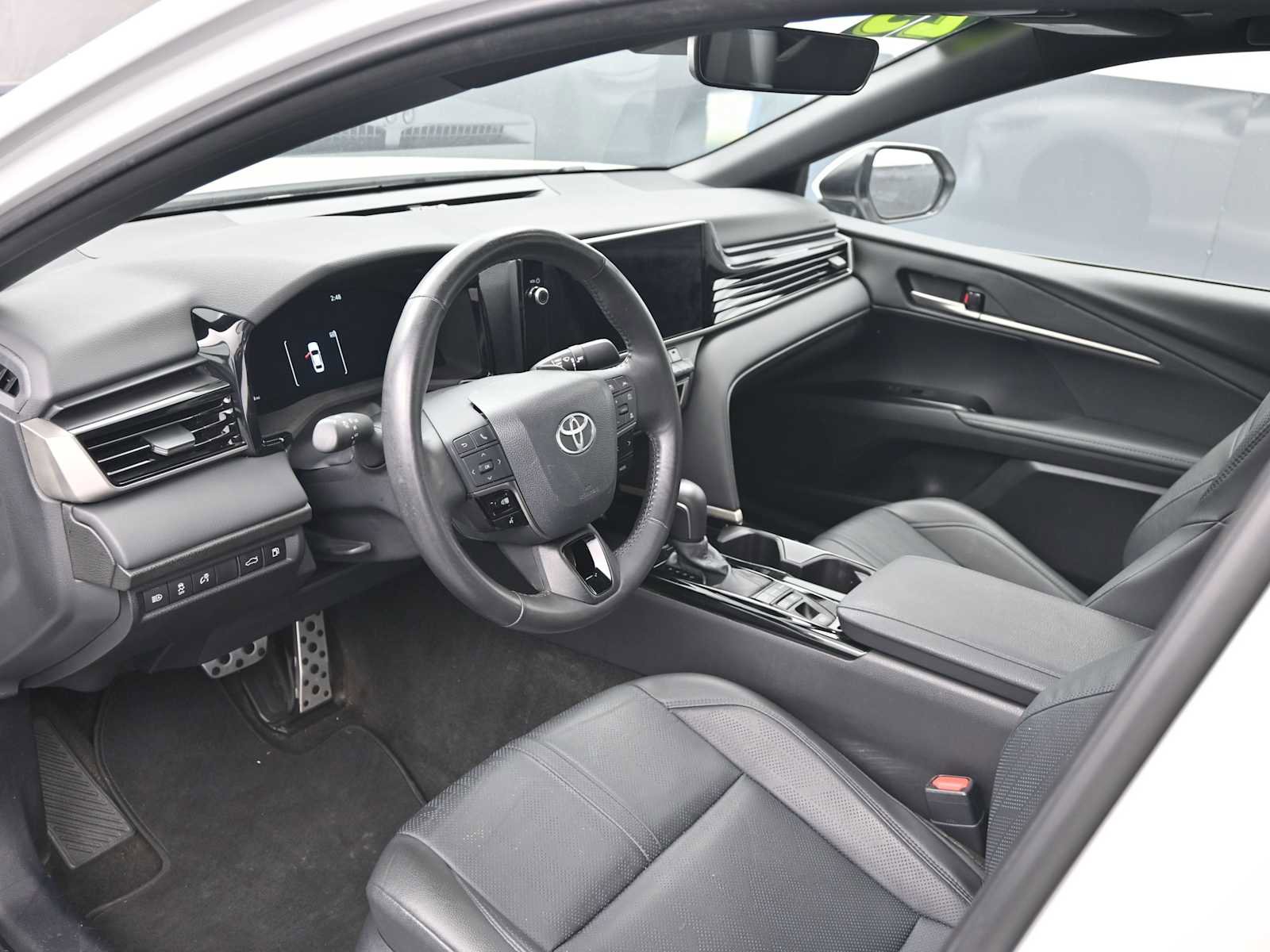 Used 2025 Toyota Camry XSE image 11