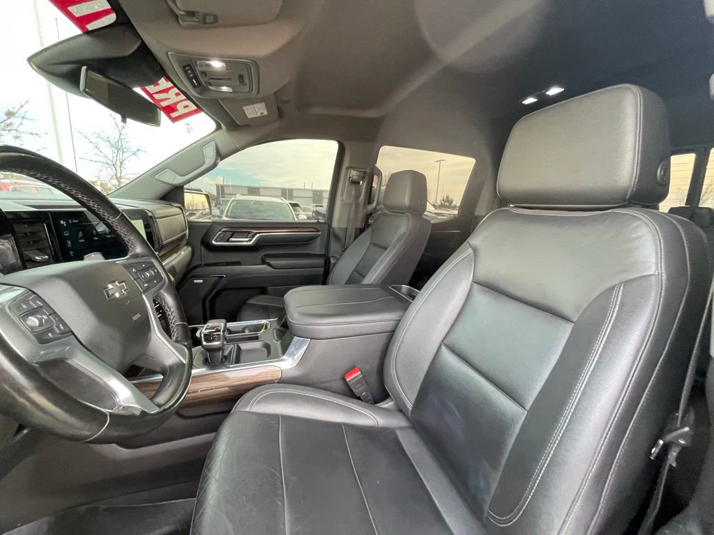 Used 2023 Chevrolet Silverado 1500 LT Trail Boss w/ Convenience Package II image 21