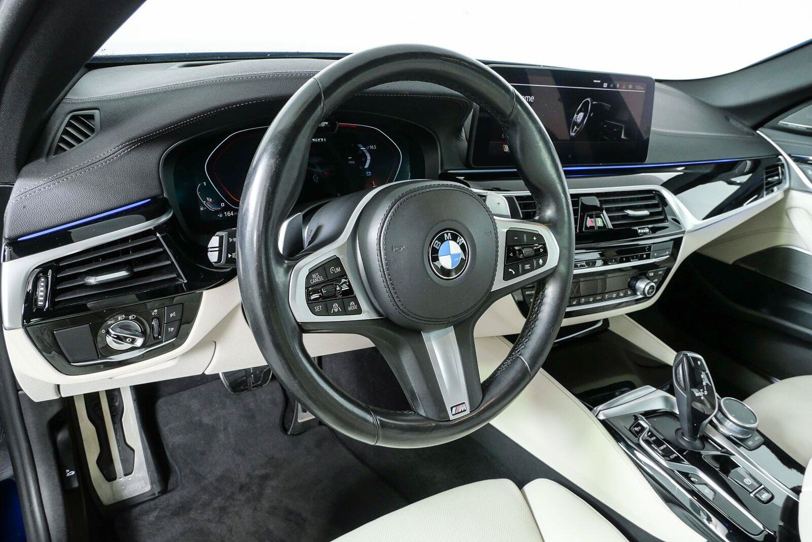 Used 2021 BMW M550i xDrive AWD/4WD image 4