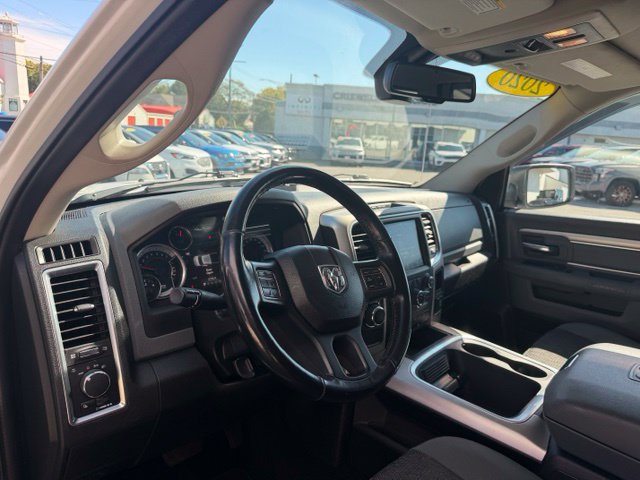 Used 2020 RAM 1500 Classic SLT w/ Luxury Group RWD image 6