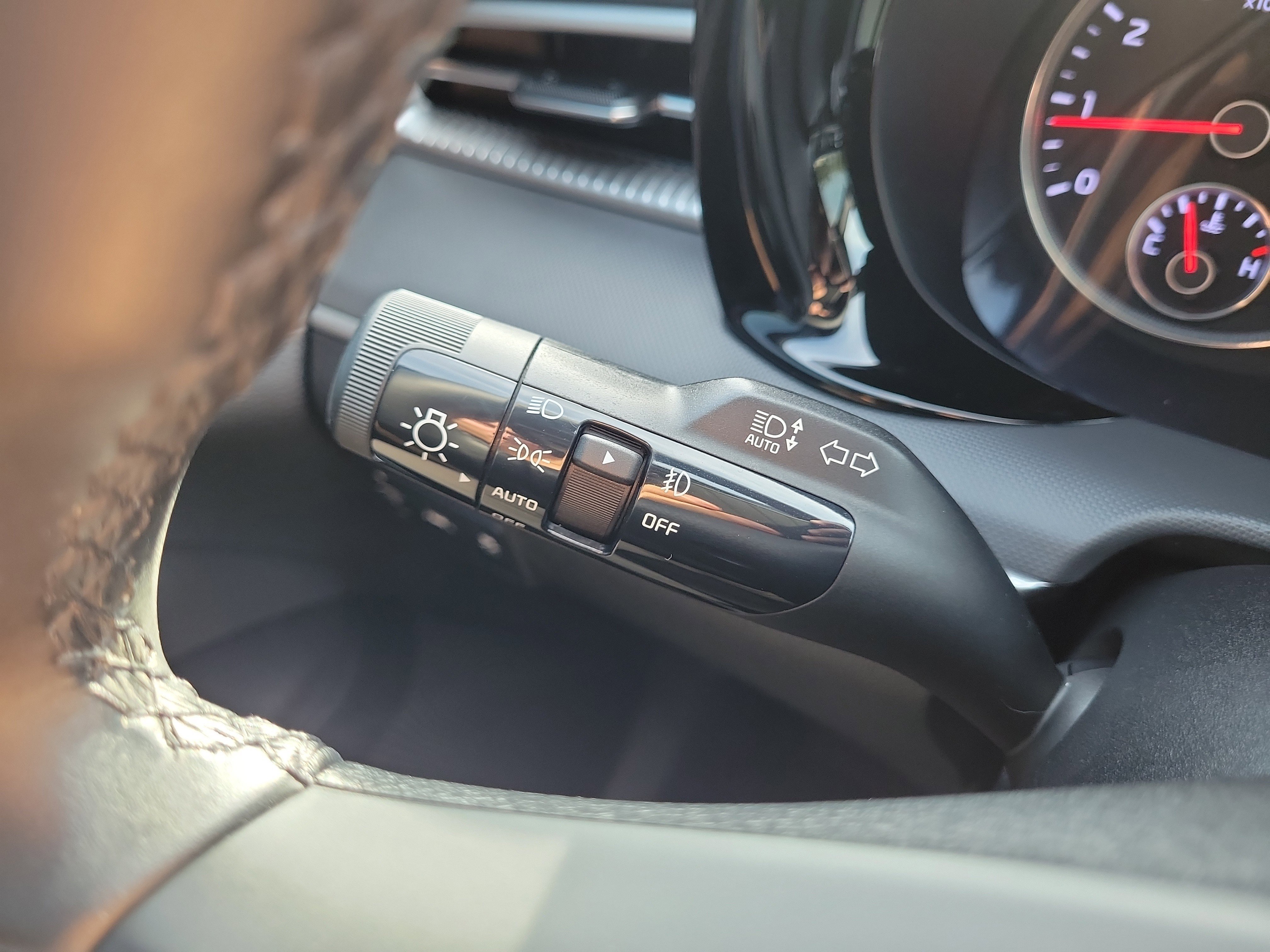 Used 2021 Kia K5 GT-Line w/ GT-Line FWD Premium Package image 29
