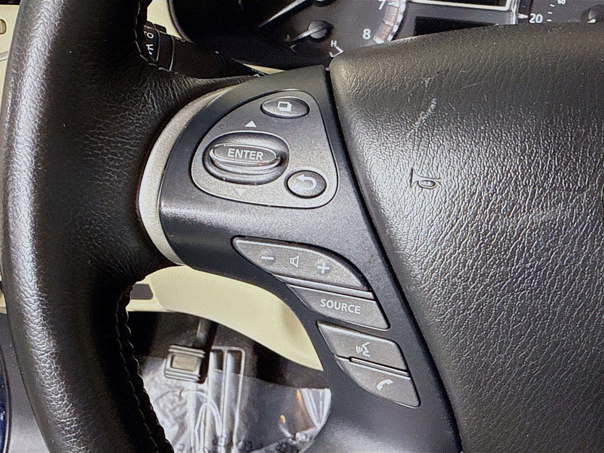 Used 2020 INFINITI QX60 Pure image 14