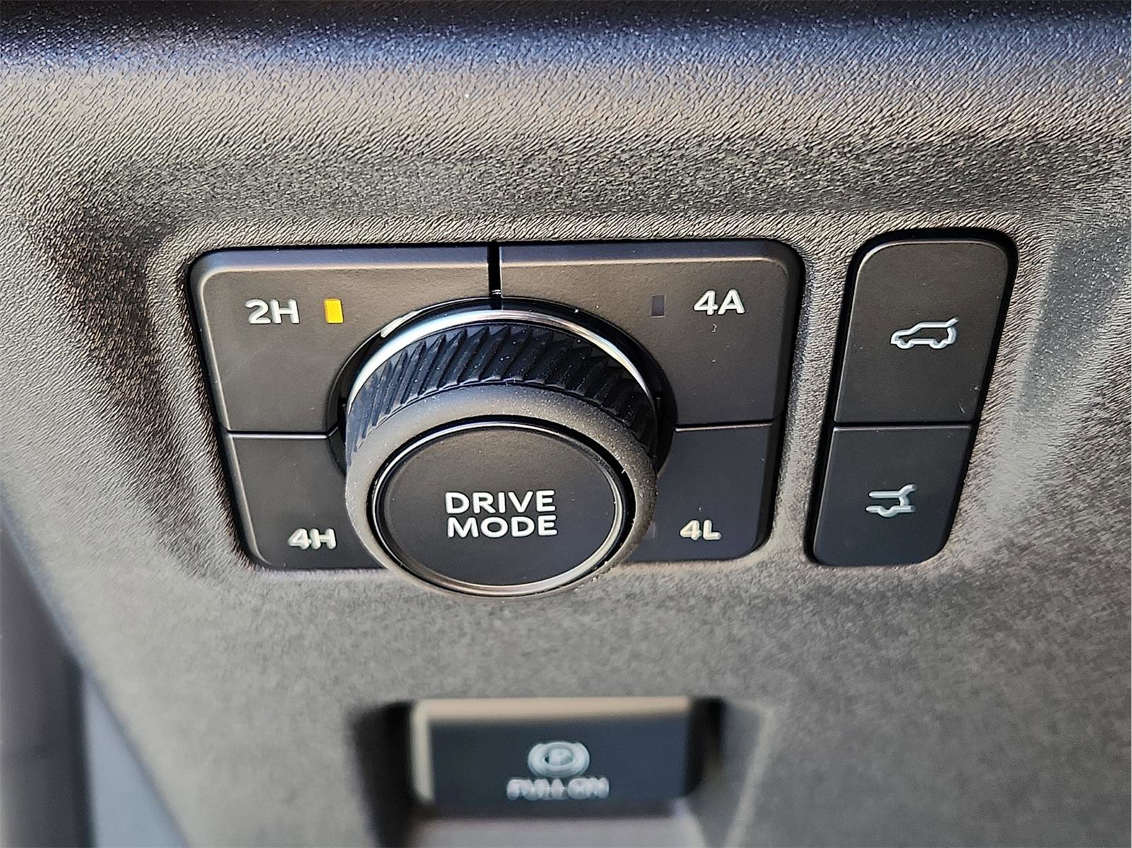 New 2026 Ford Expedition Max Active image 16