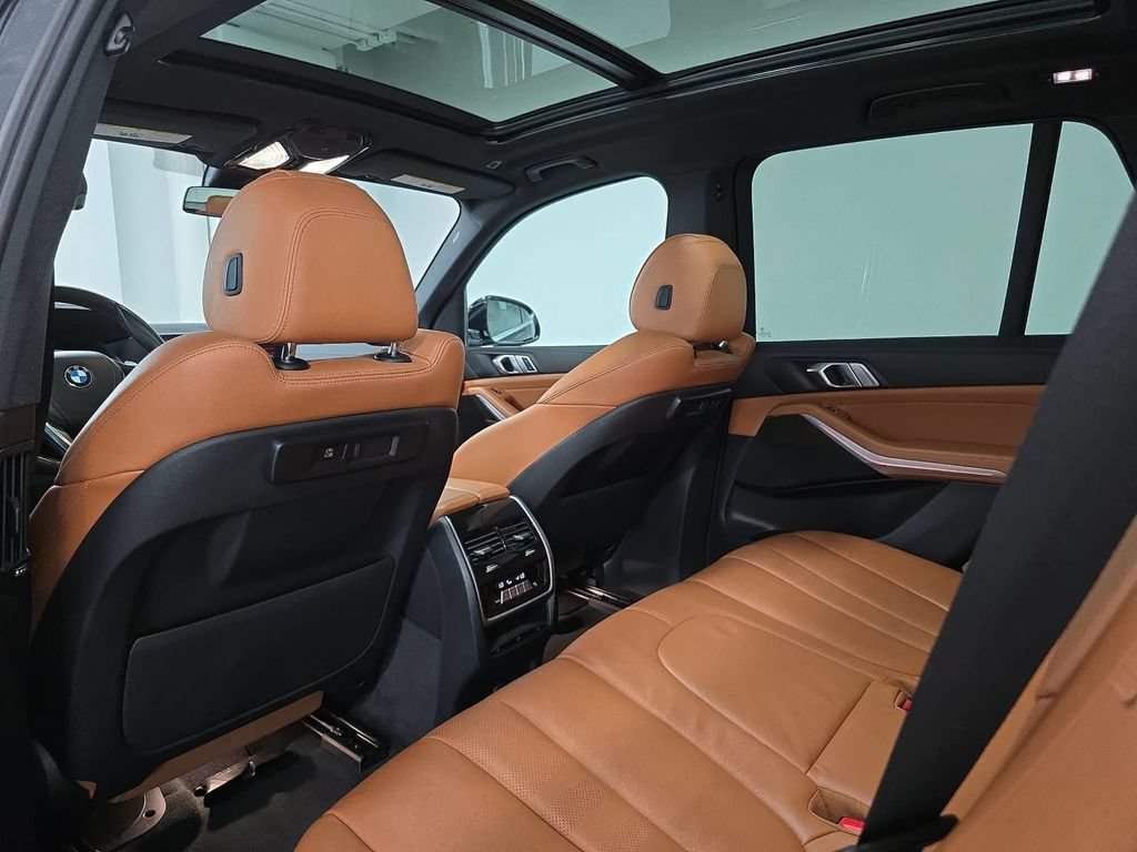 Used 2022 BMW X5 sDrive40i w/ Premium Package RWD image 27