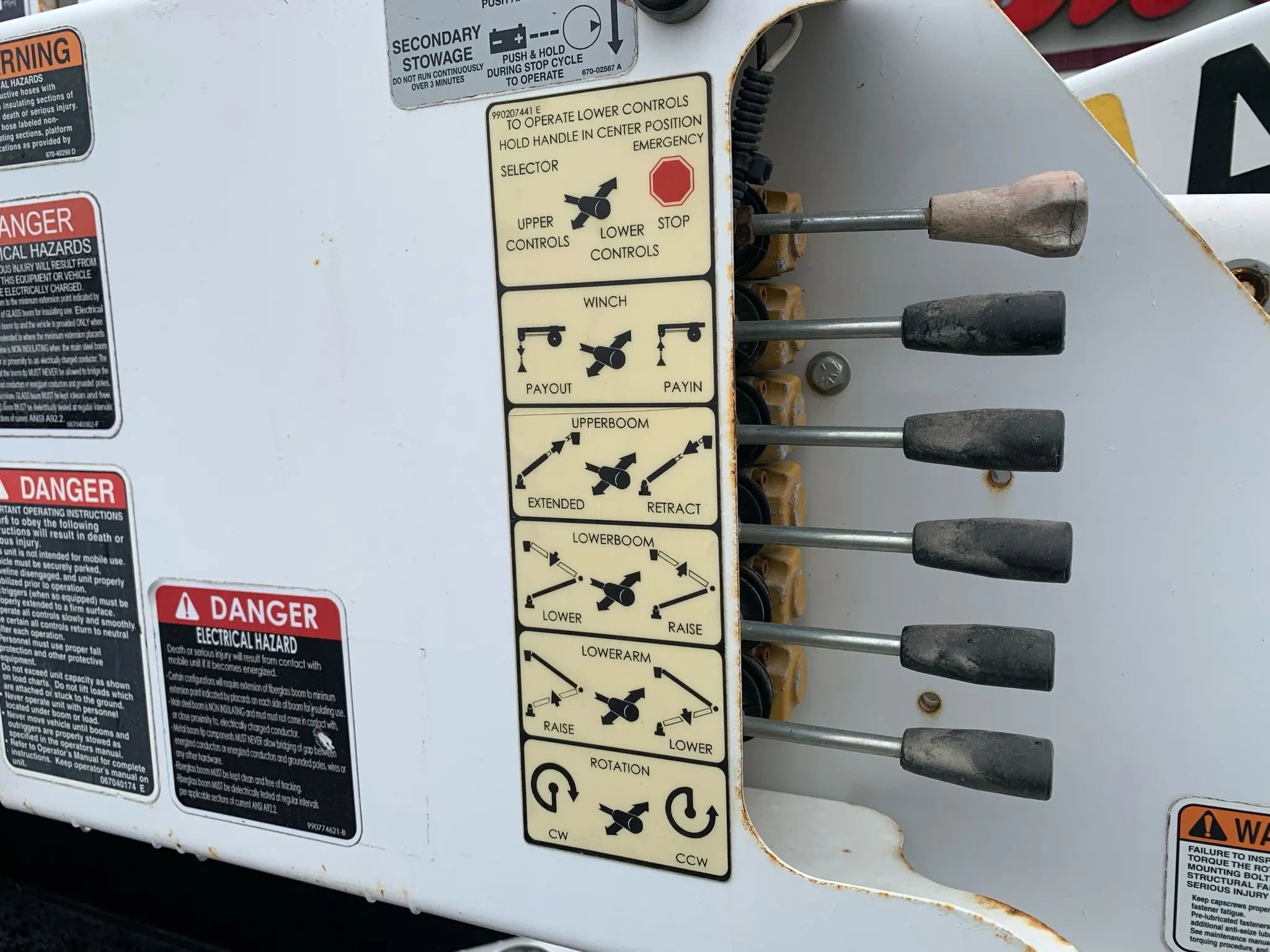 Used 2017 Ford F550 XL 169  W.B. 2D image 31