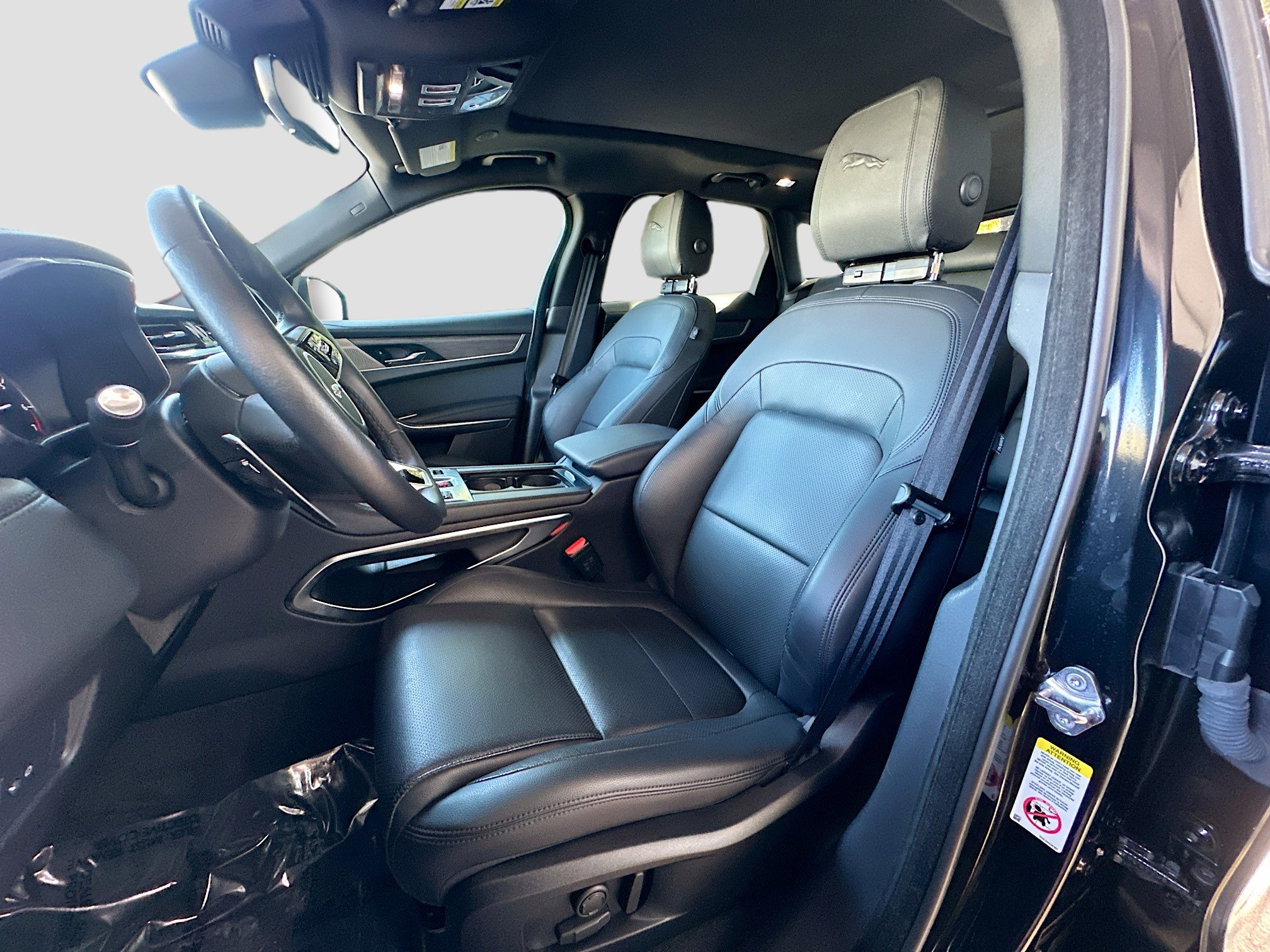 Used 2023 Jaguar F-PACE S image 22