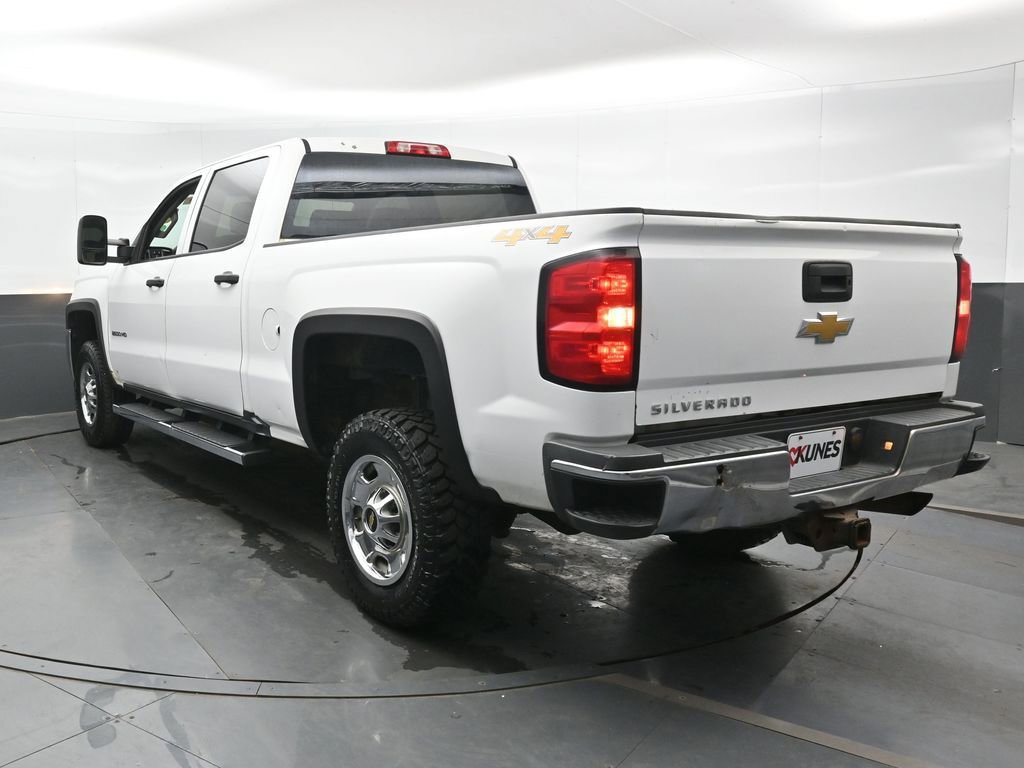 Used 2015 Chevrolet Silverado 2500 W/T AWD/4WD image 8