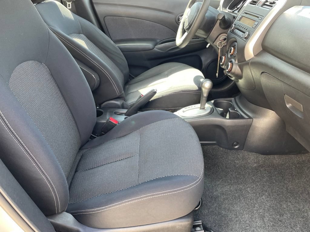 Used 2014 Nissan Versa SV w/ Convenience Package FWD image 25